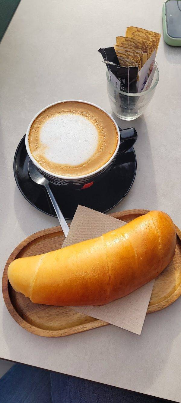 Le Bleu café & Bistrot